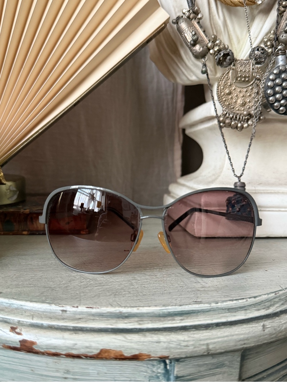 Vintage Max Studio oversized brown gradient lenses sunglasses y2k 2000s style